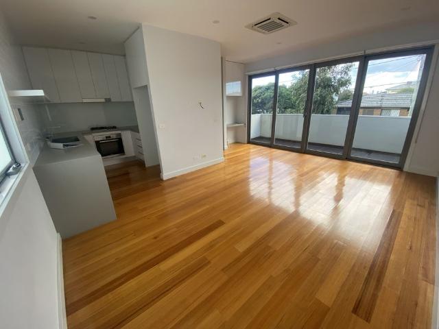 2/112 Severn Street, Yarraville, VIC 3013