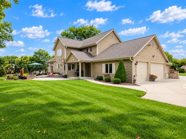 21135 Stratford Ct