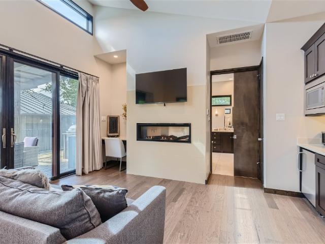 2113 Barbaro Way, Unit 14, Spicewood, TX 78669 | MLS #3884