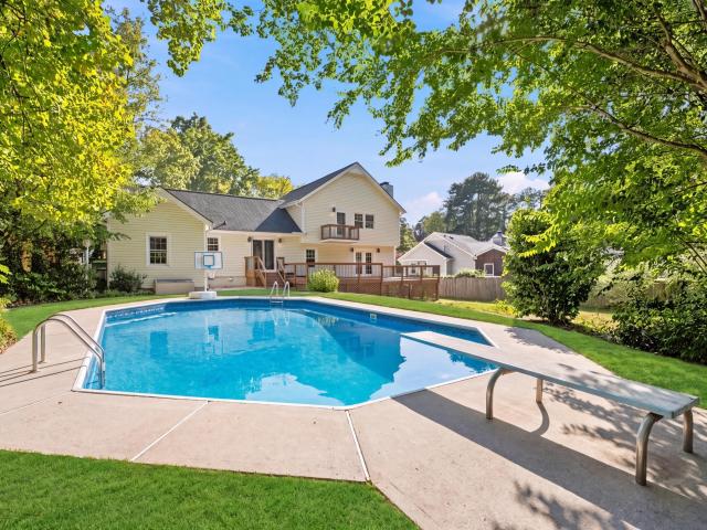 2113 Port Royal Road
