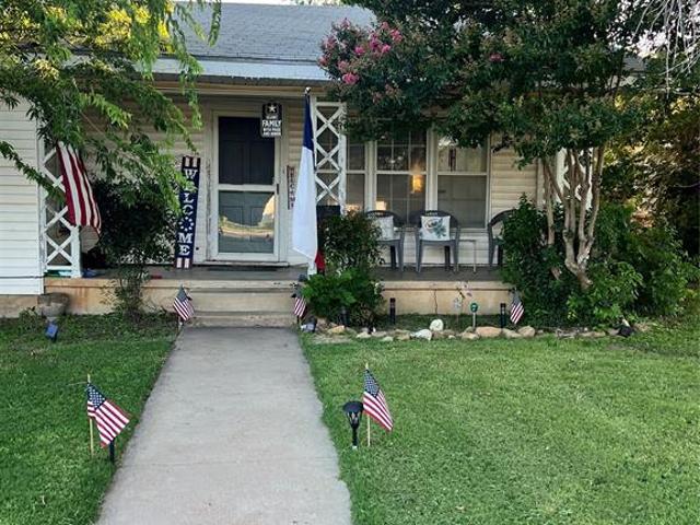 2113 4th St, Brownwood, TX 76801 | MLS #21124