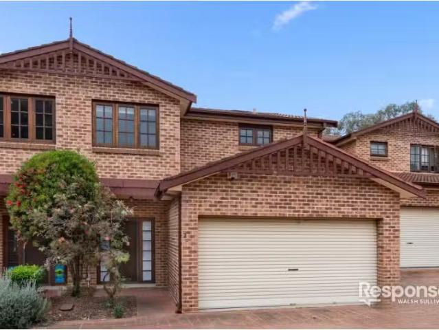 2/11 15 Cross Street, Baulkham Hills Townhouse for rent Liste.