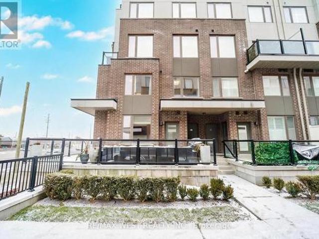 211 1 Whites Road N, Pickering, ON, L1V 0E8 townhouse for sale | Listing ID E13747 | Royal LePage