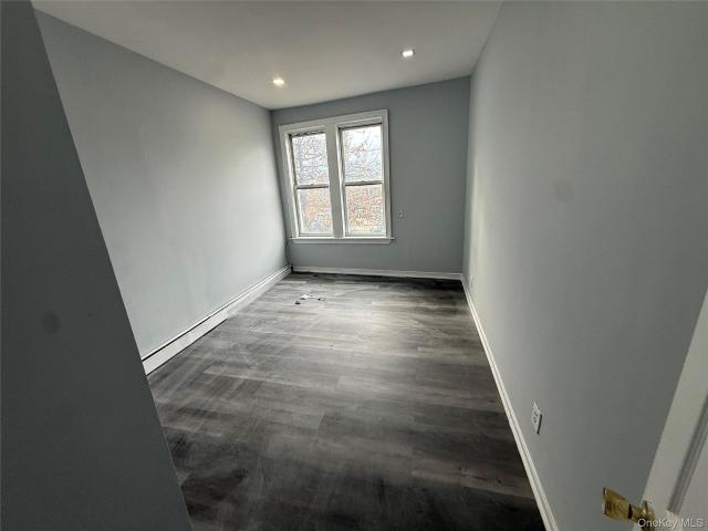 211 57 Jamaica Avenue, Unit 2F