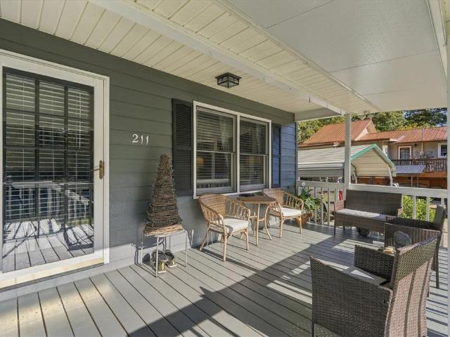 211 Cedar Ridge Drive