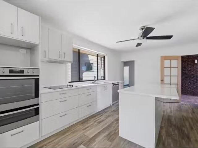 211 Chapel Street, Armidale House for rent Listed by Jorjah S.