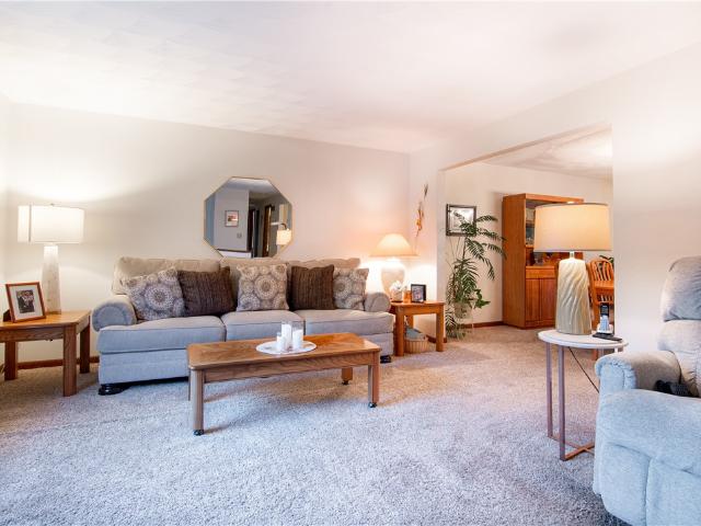 211 Cherokee Dr