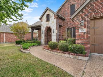 211 Chinaberry Trail