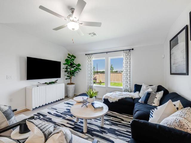 211 Crumpton Way