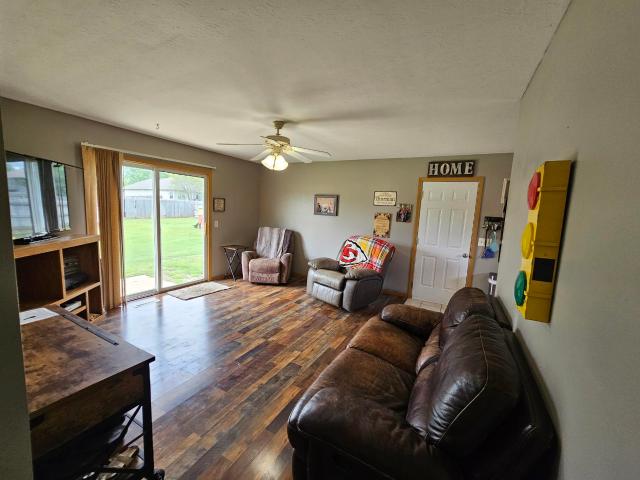 211 Arrowhead Road