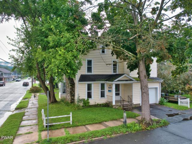 211 Avenue L