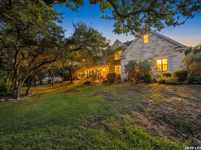 211 Bentwood Dr