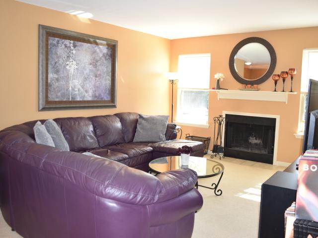 211 glengarry drive # 205