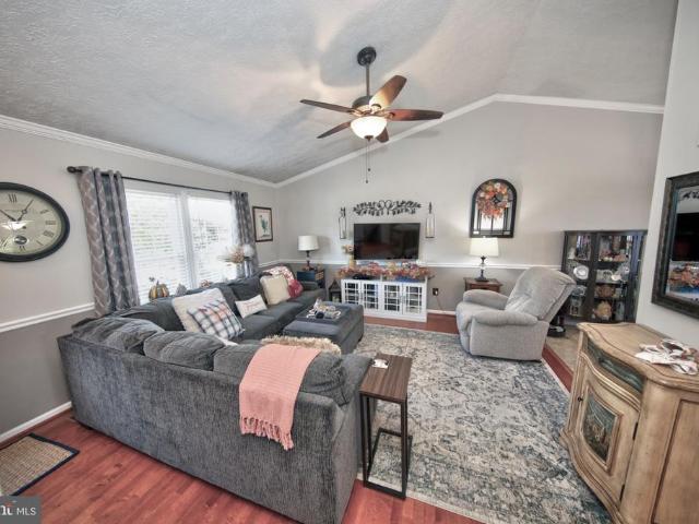 211 Drake Court