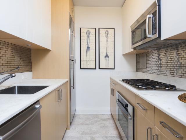 211 E 51ST Street 6AB