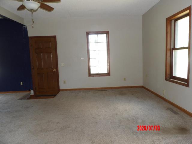 211 E Tomah Road