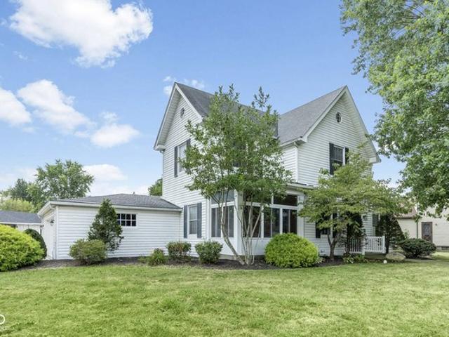 211 E Catherine St, Batesville, IN 47006