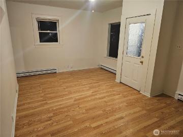211 E Commercial Street