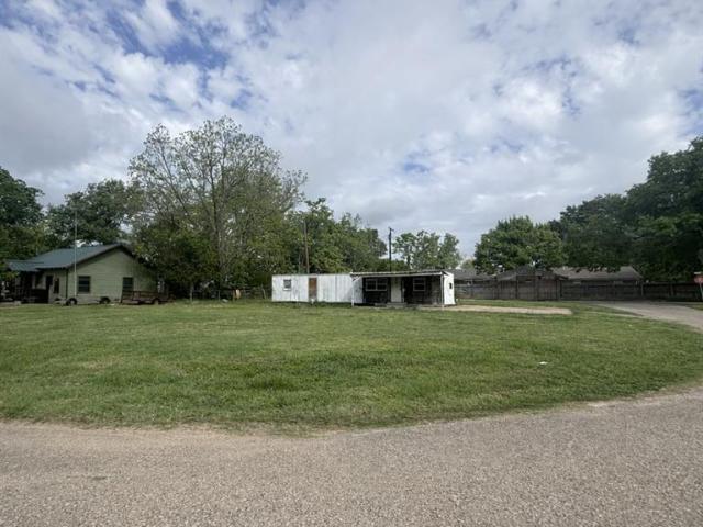 211 E Railroad St, Malakoff, TX 75148 | MLS #21238