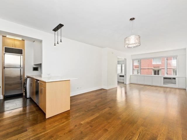 211 East 51st Street, New York, NY
