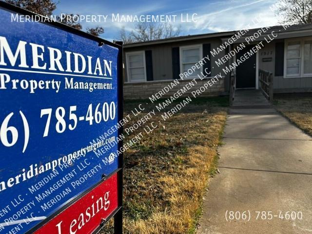 2/1/1 home central Lubbock