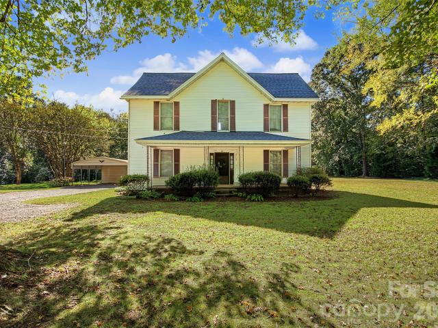 211 Hill Haven Road