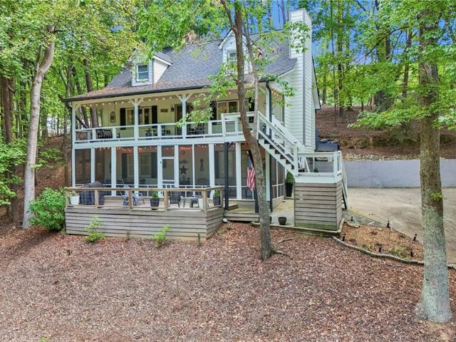 211 Hillside Drive