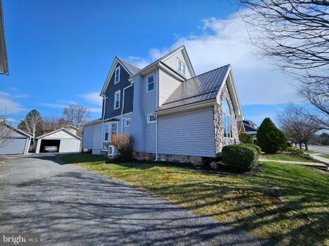 211 Logan Blvd, Altoona, PA 16602 | MLS #PABR2016