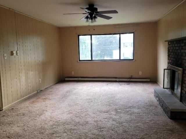 211 Lake Shore North # C