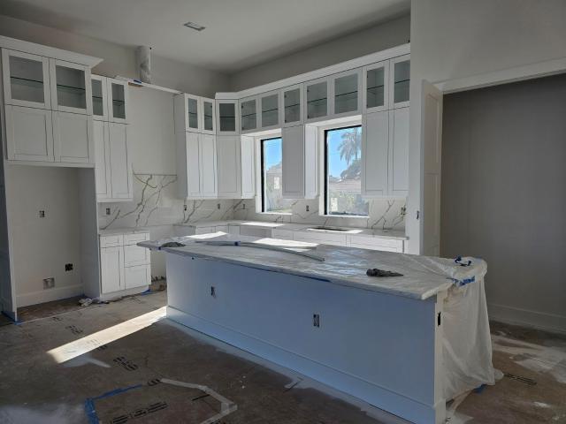 211 Landmark St, Marco Island, FL