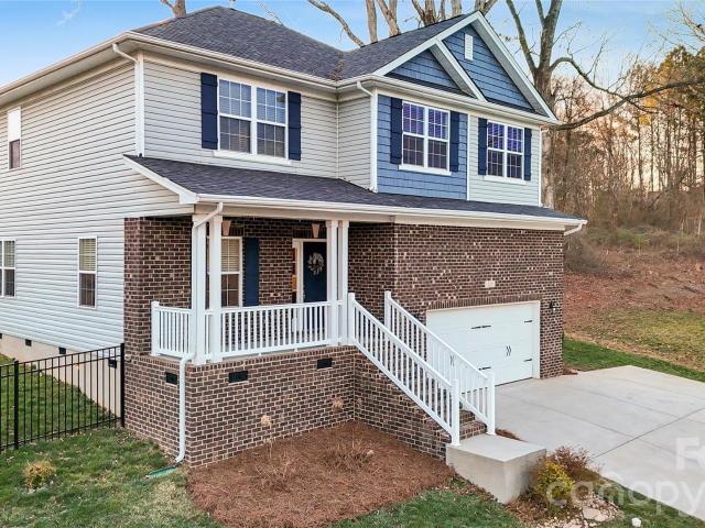 211 Macon Dr, Statesville, NC 28625 | MLS #4350