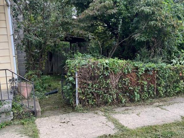 211 Maple Avenue