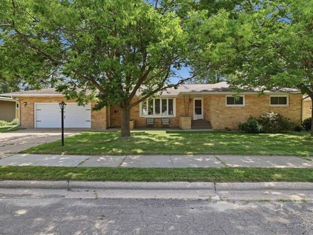 211 Meadow St, Stevens Point, WI 54481