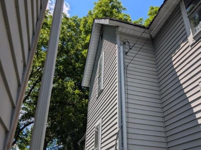 211 N 6th Street