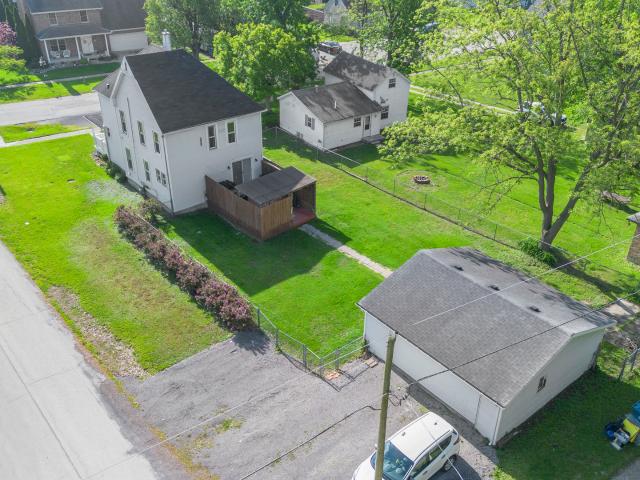 211 N Maple Street
