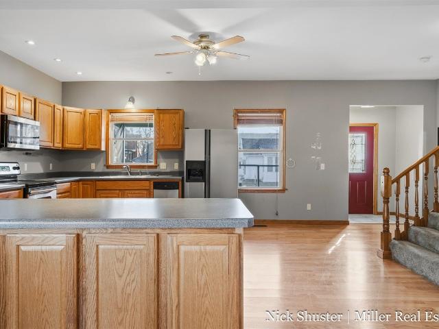 211 N Queen Street