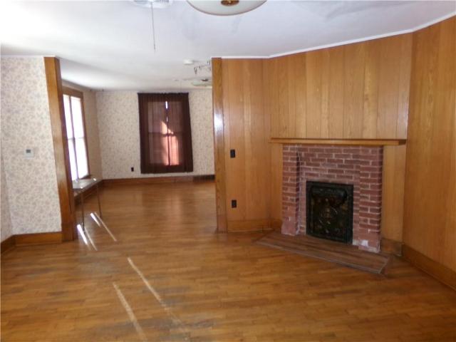 211 S Elm Street