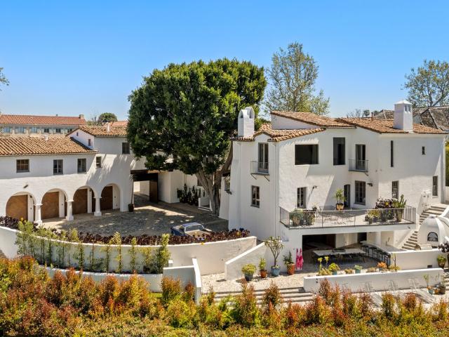 211 S Muirfield Rd, Los Angeles, CA 90004 | MLS #26633