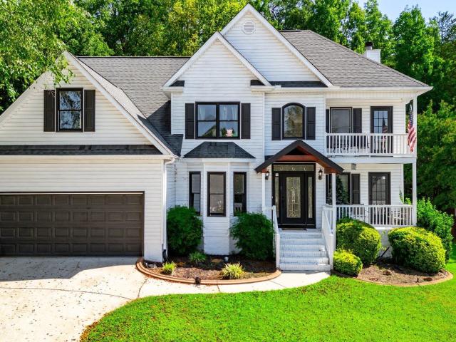 211 Stone River Way