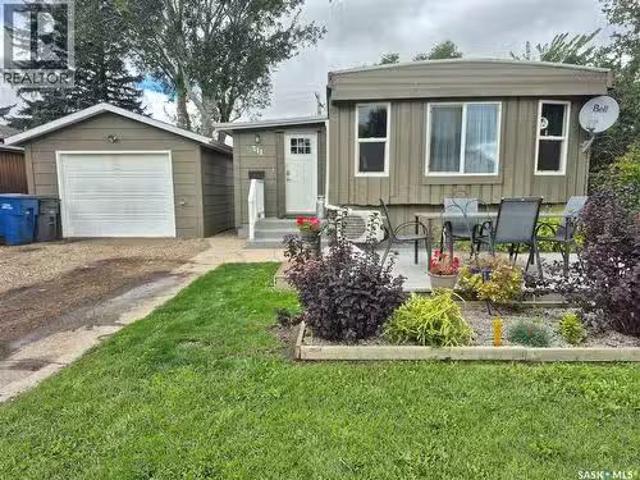 211 Prairie Street, Yellow Grass, SK, S0G 5J0 house for sale.
