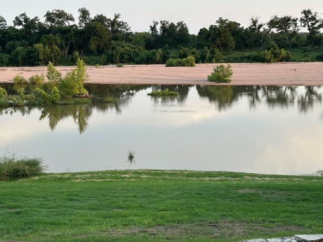 211 Riverside Dr W, Llano, TX 78643 | MLS #100628