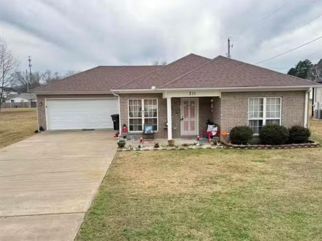 211 W VALENTINE RD, JACKSONVILLE, AR 72076