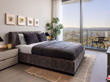 211 W Elm Court 11E