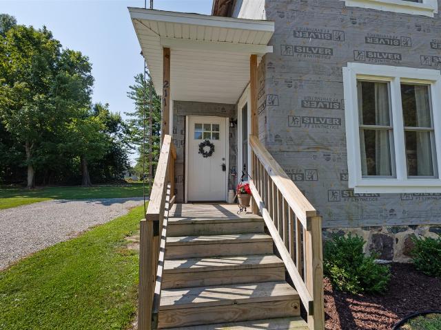 211 W Maple Street