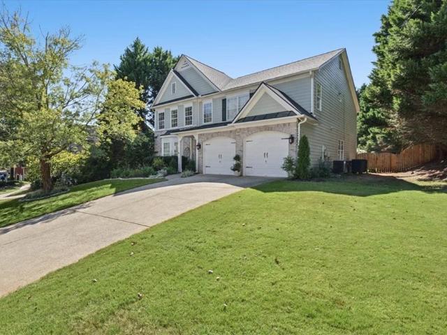 211 Woodview Lane