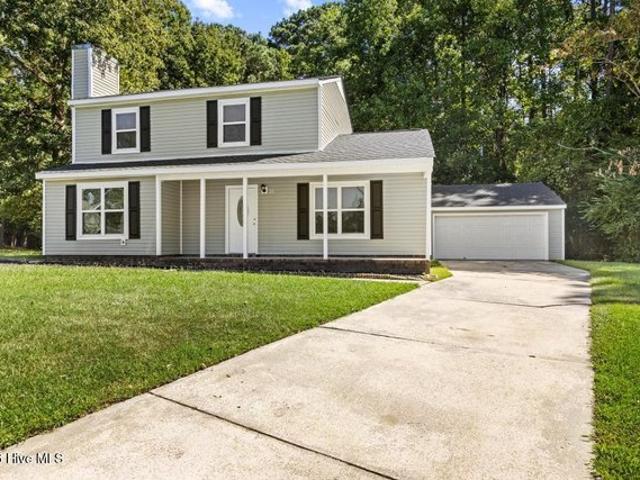 211 Warren Ct, Jacksonville, NC 28546