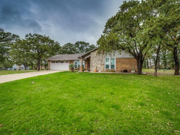 211 Willow Creek Ct, Mansfield, TX 76063 | MLS #21272