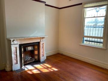 2/11A Livingstone Road, Petersham