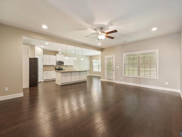 2124 Big Leaf Drive