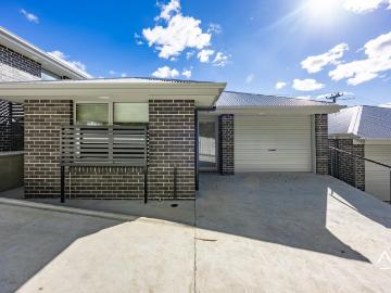 2/124 Pomona Road North, Riverside TAS 7250 Apartment For Rent | Domain